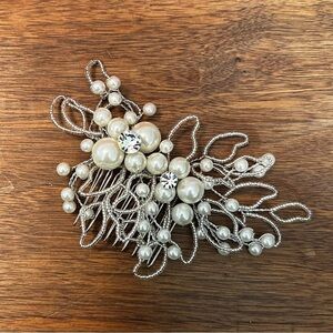 Pearl Bride Wedding Hair Comb